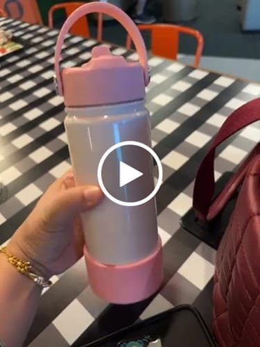 Customer photo review of Marshmallow Ace Bottle Medium