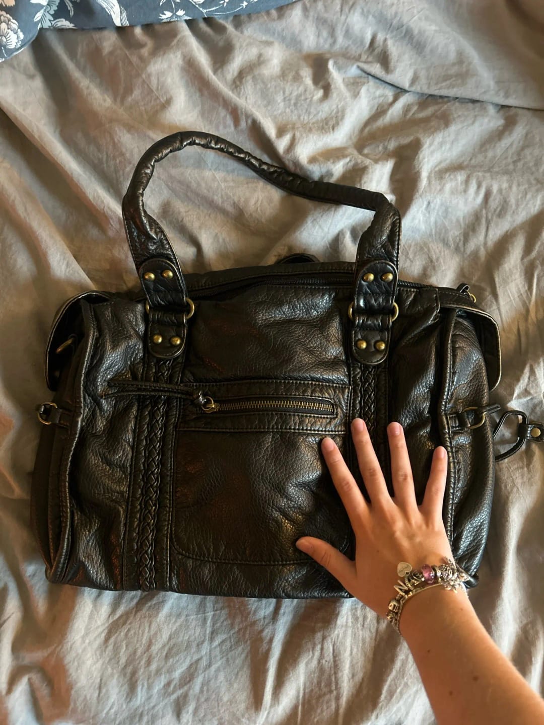 Customer photo review of Tanja Shoulder Bag