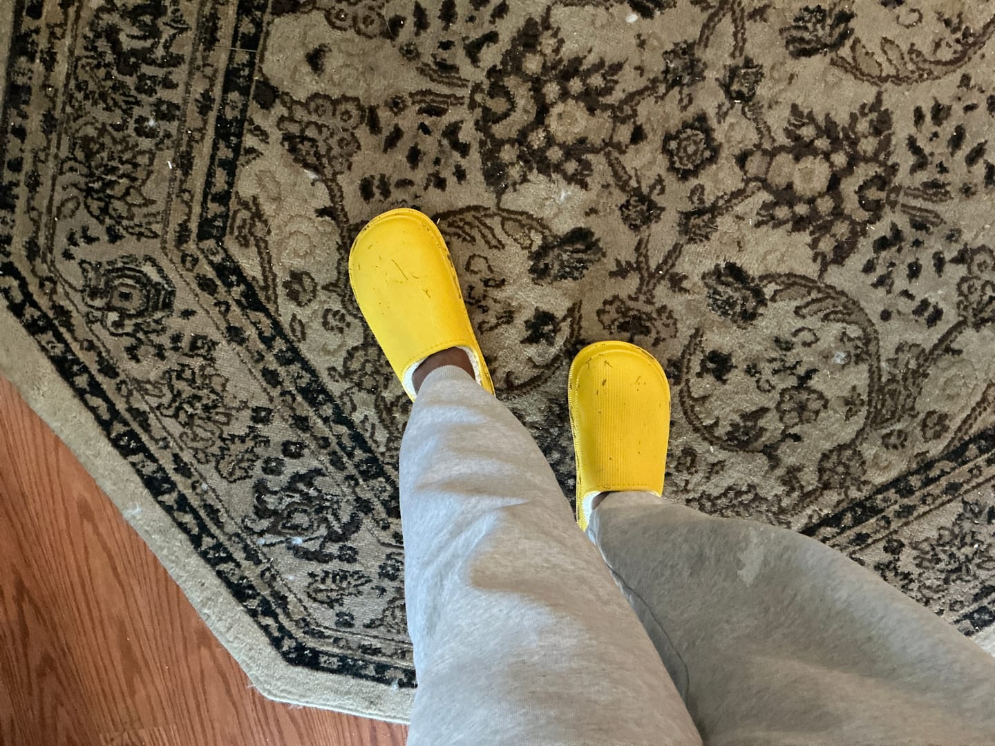 Customer photo review of Cushion Slides with Fur - Cloud Slides