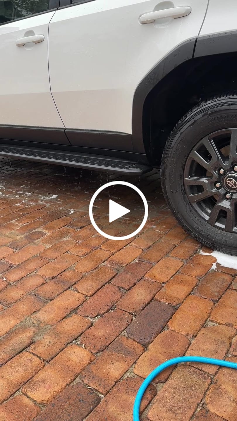 Customer video review of Off-Road Salt & Mud Wash