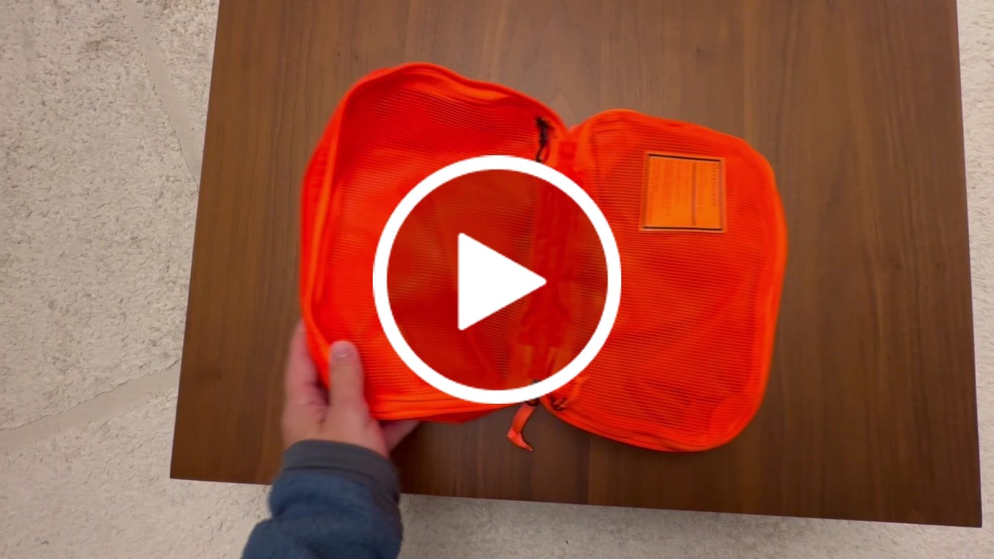 Customer video review of EVERGOODS Transit Packing Cube 8L, Hot Orange