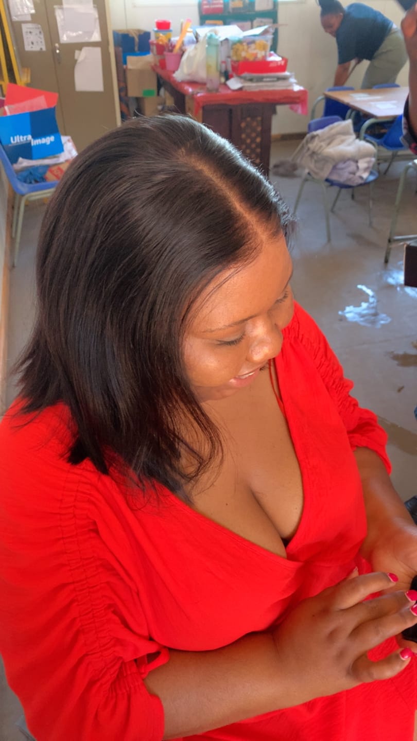 Customer photo review of Wear And Go Pre-Bleached Double Drawn Bob With 7 X 5 Closure