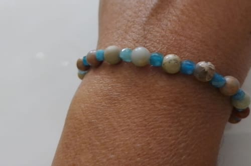 Customer photo review of 🔑 LLAVE 14: Pulsera “Palabra-Semilla”