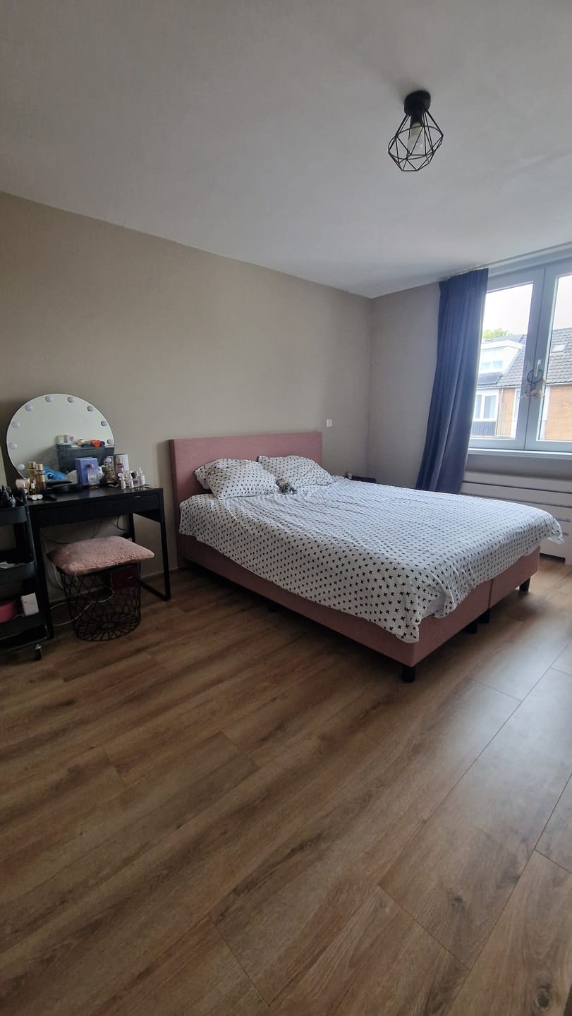 Customer photo review of Boxspring Miracle