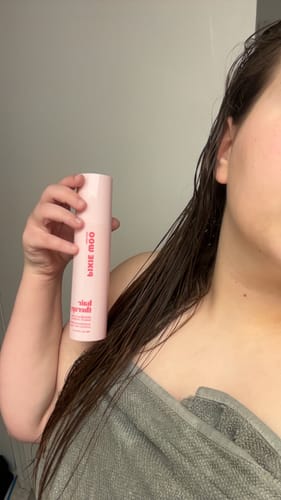 Customer photo review of Hair Therapy - Hydrating + Detangling leave in conditionner