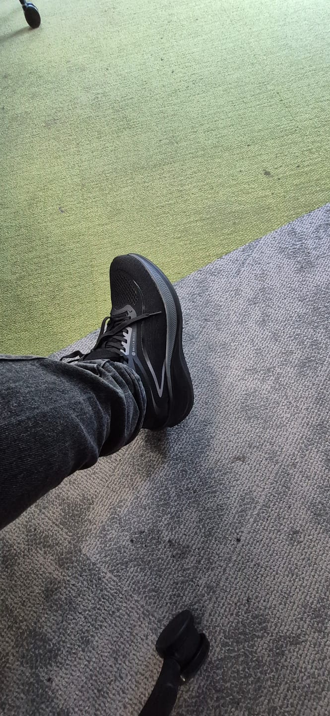 Customer photo review of Bacca Bucci Zephyr – All-Day Comfort Running & Training Shoes