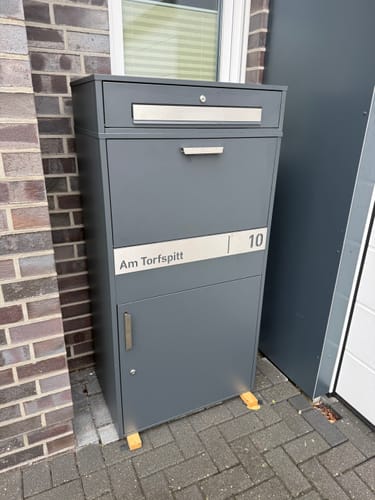 Customer photo review of Variante: mit Namensschild am Briefschlitz
