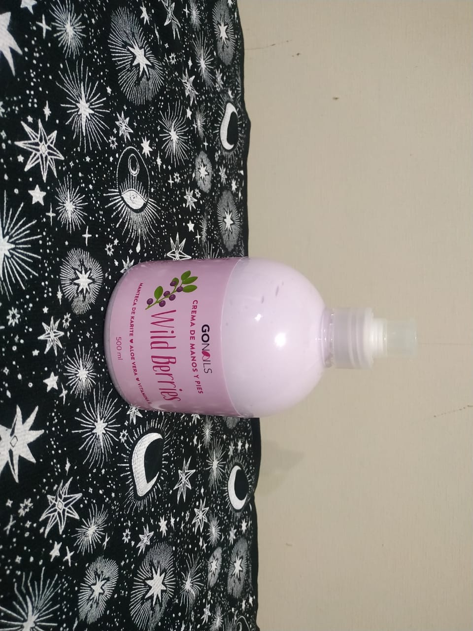 Customer photo review of Crema de Manos y Pies - Wild Berries 500 ml