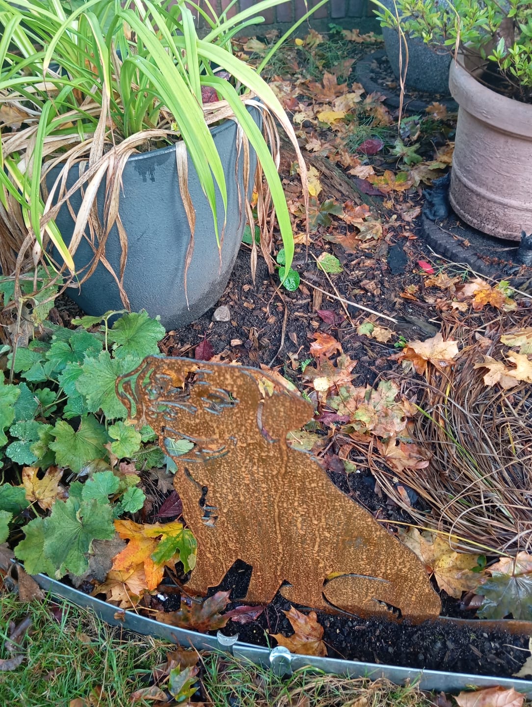 Customer photo review of Gartenstecker Labrador sitzend
