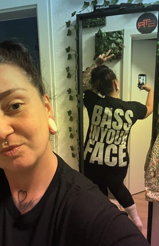 Customer photo review of Rave,Dance,Rhythm & Love (Basic Shirt)