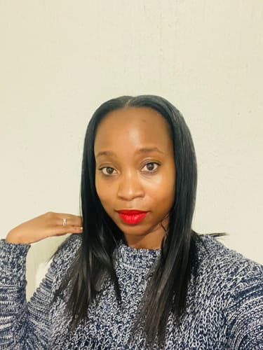 Galaletsang M. review of Vietnamese SDD Bone Straight Natural Colour image 1 out of 1