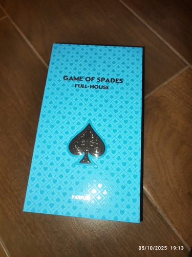 Reseña con foto de un cliente sobre Perfume Unisex GAME OF SPADES FULL HOUSE PARFUM