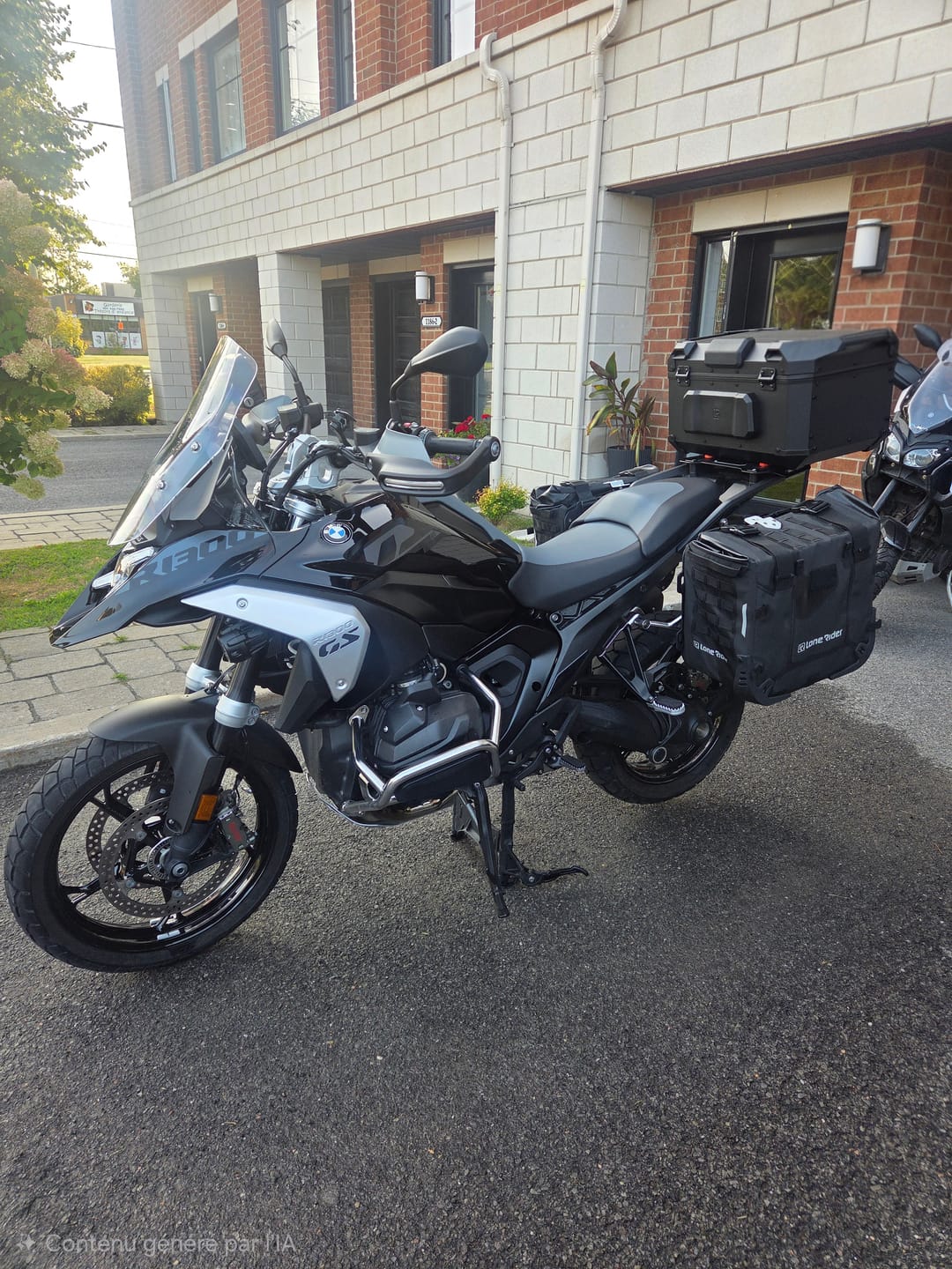 Customer photo review of MotoCase – The Ultimate Top Case