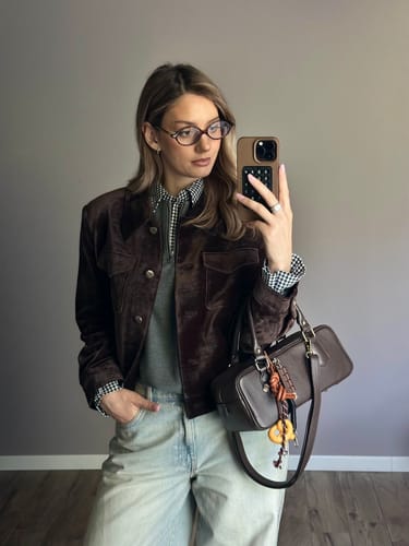 Customer photo review of LILY Vintage Corduroy-Style Wide Shoulder Jacket