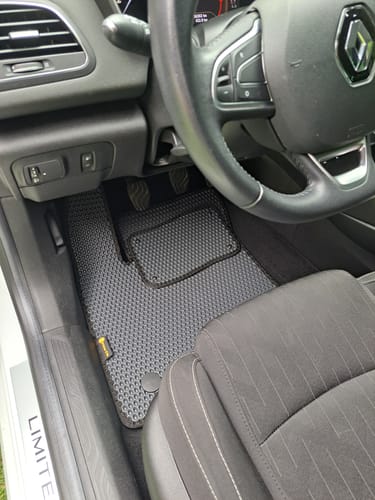 Customer photo review of Dywaniki samochodowe na zamówienie - Przód i tył