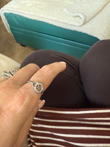 Customer photo review of To My Sister - Forever Linked Ring