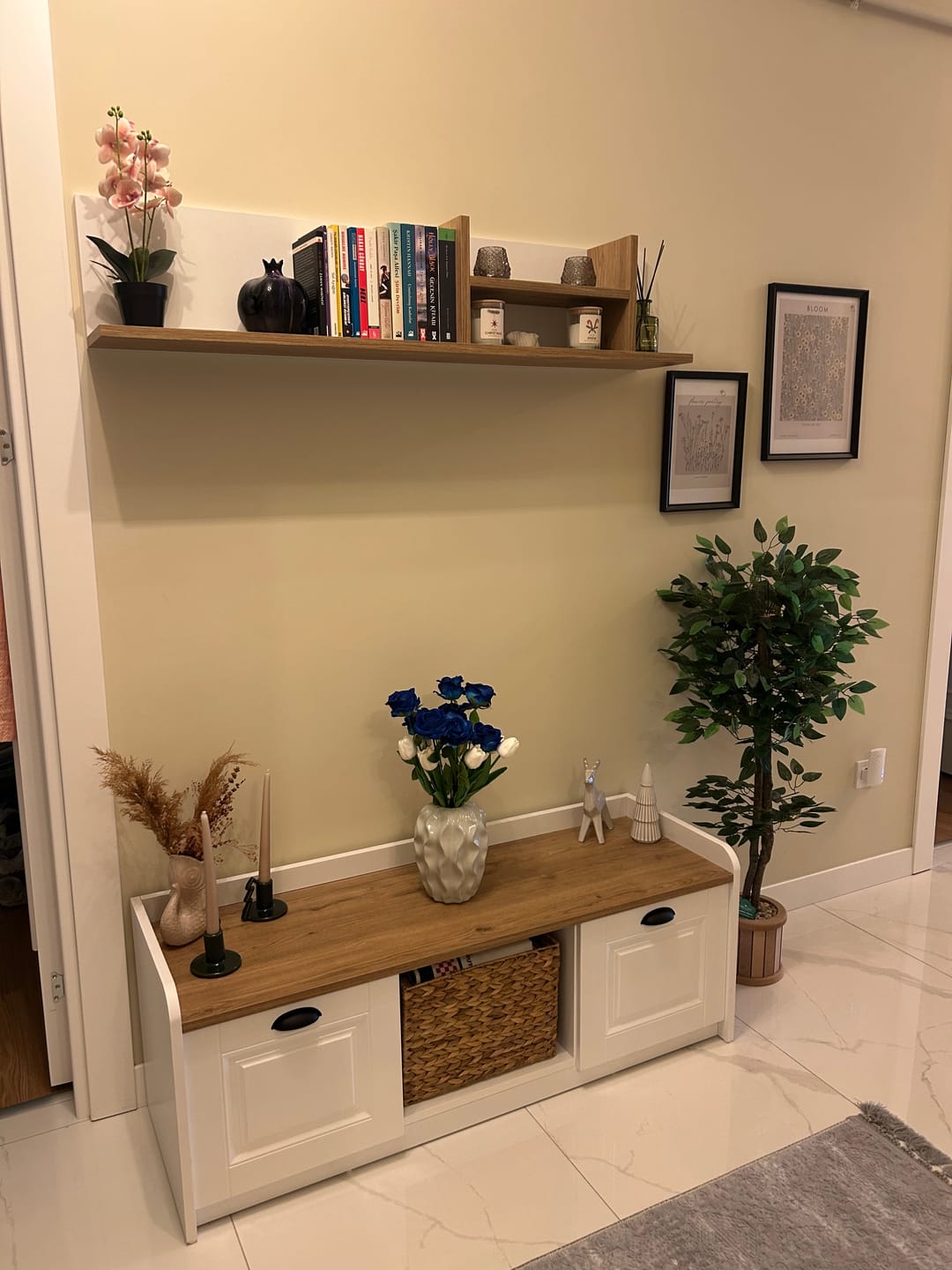 Customer photo review of Rani AE103 Dekoratif Duvar Rafı  Beyaz - Sepet Ceviz