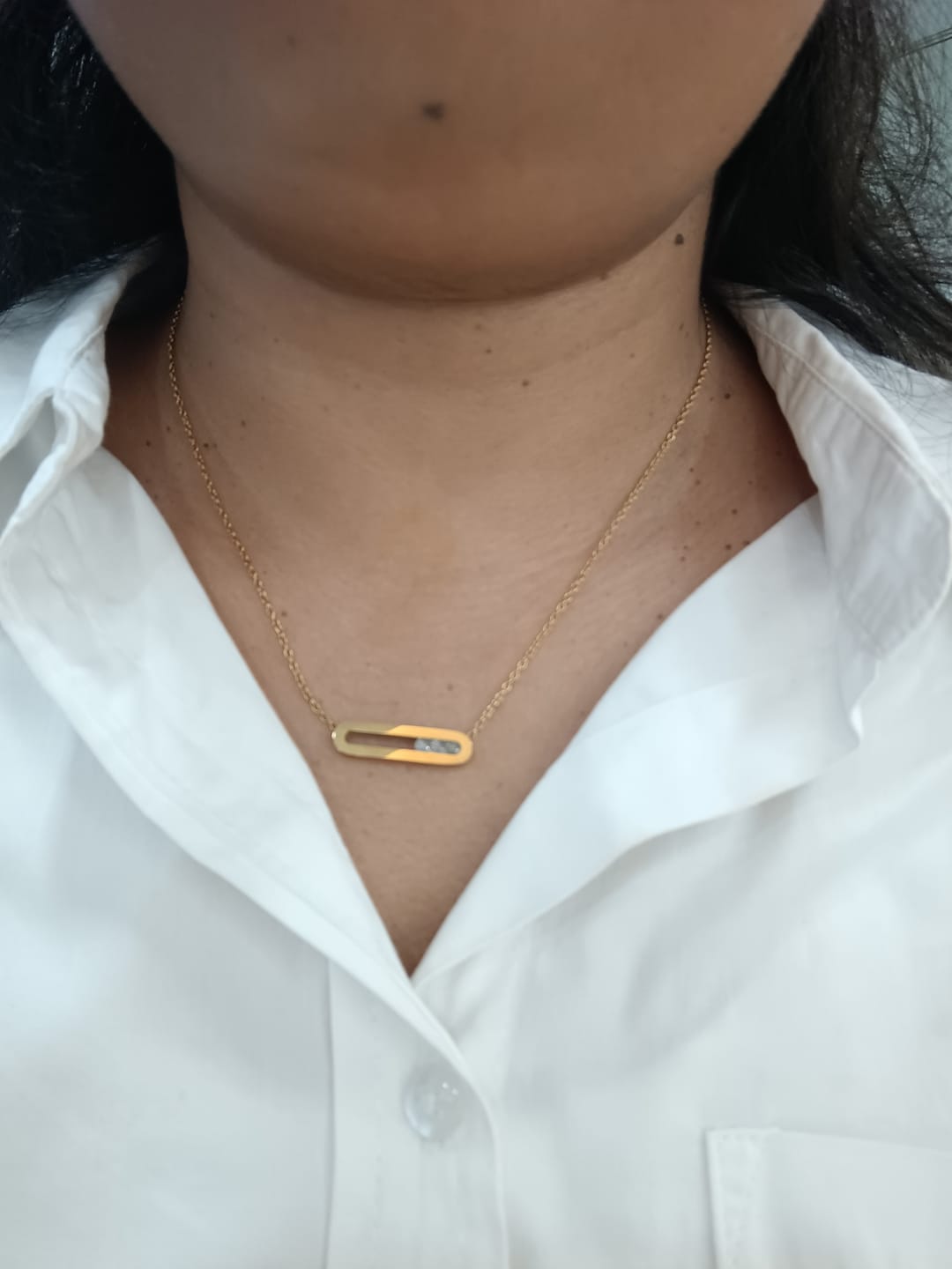 Customer photo review of Stones Bar Necklace