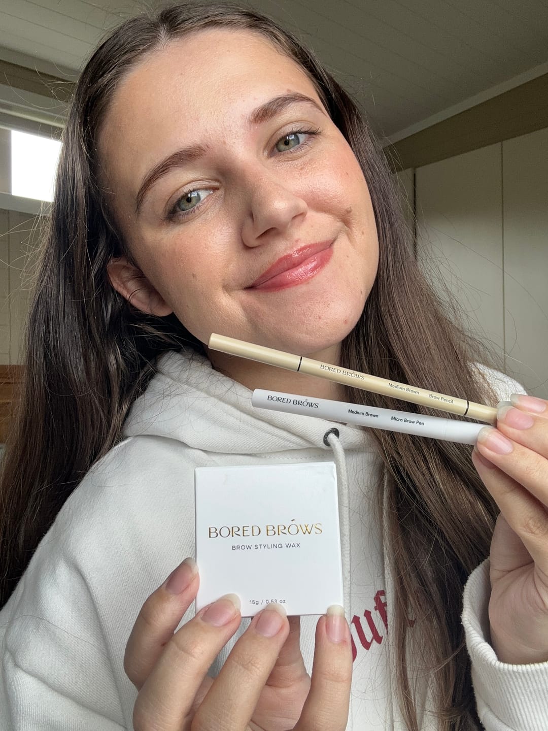Customer photo review of Brows Brows Brows Kit - Brow Kit, Brow Wax + Free Brush Set
