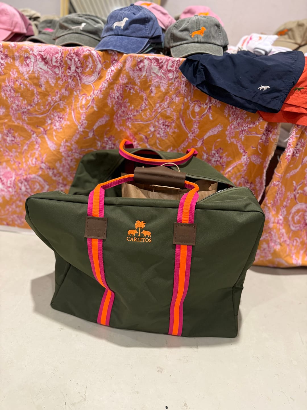 Customer photo review of Cargobag CANVAS -Deluxe- KHAKI mit orangem Gurtband