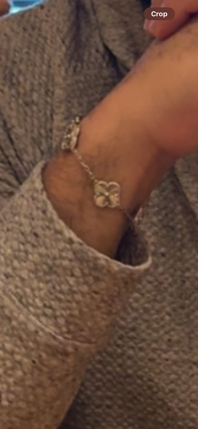 Customer photo review of 925 Silver, Lucky Clover Leaf Bracelet, 18K Gold Plated