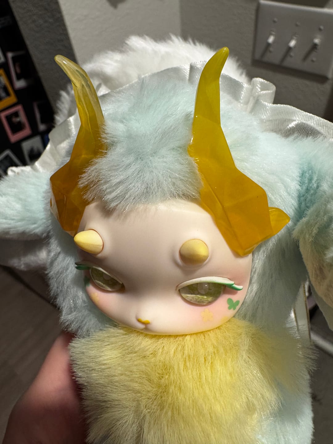 Customer photo review of Tutulong Third Generation Fantasy Biology Colorful Crystal Series Plush Blind Box