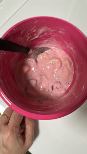 Customer photo review of BOLD WHEY MOUSSE DE MORANGO (900g)