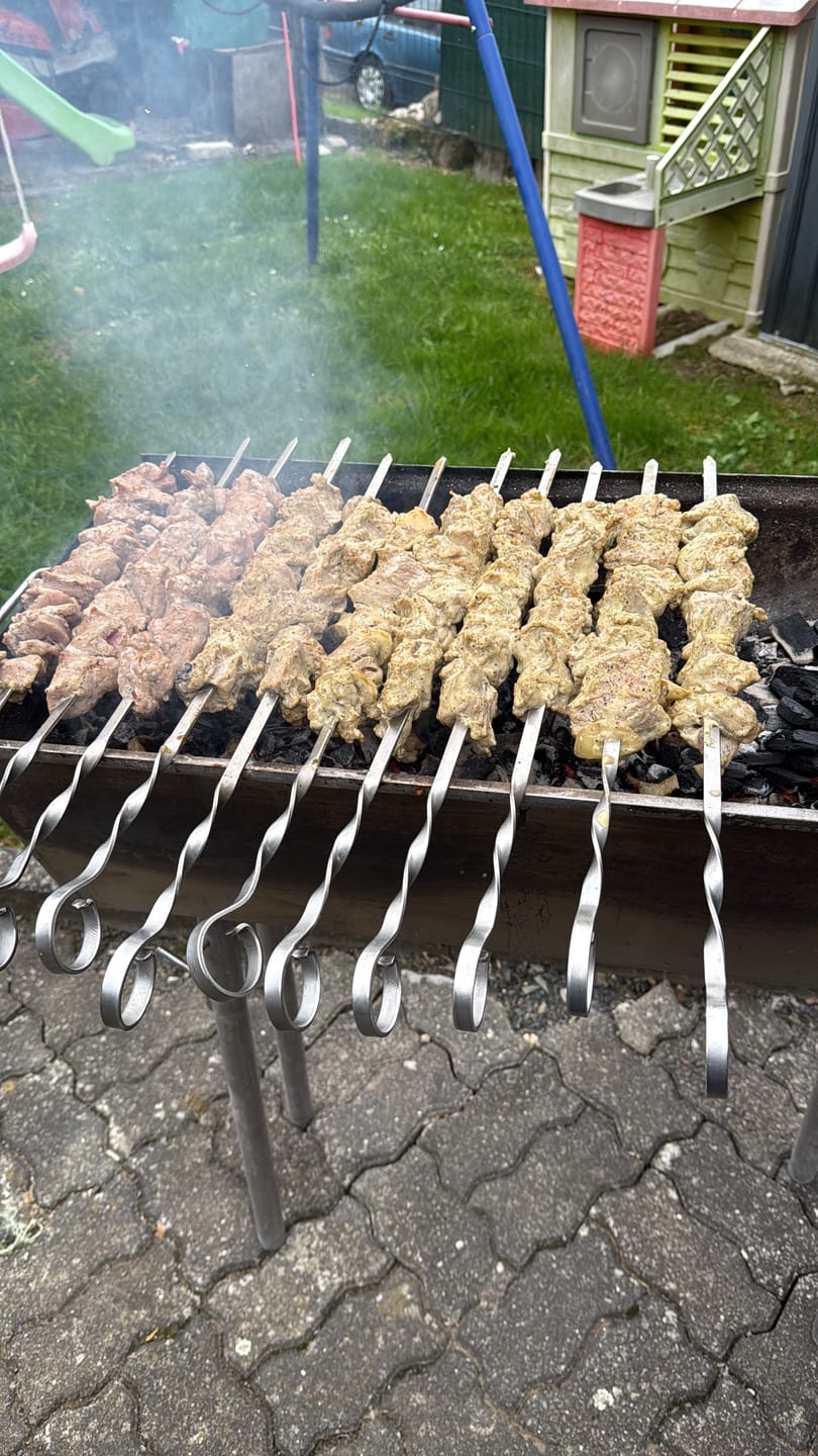 Customer photo review of Schweine-Schaschlik Klassiker – mit Zwiebeln, Pfeffer & Essig | mySchaschlik