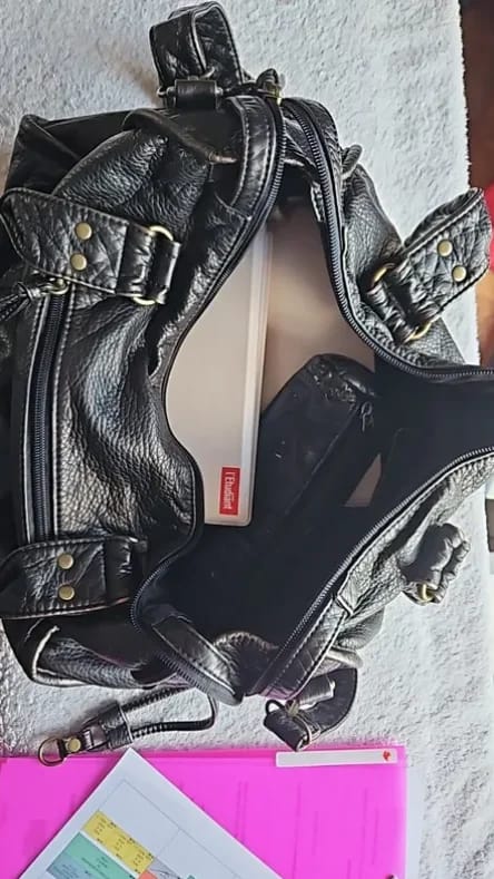 Customer photo review of Tanja Shoulder Bag