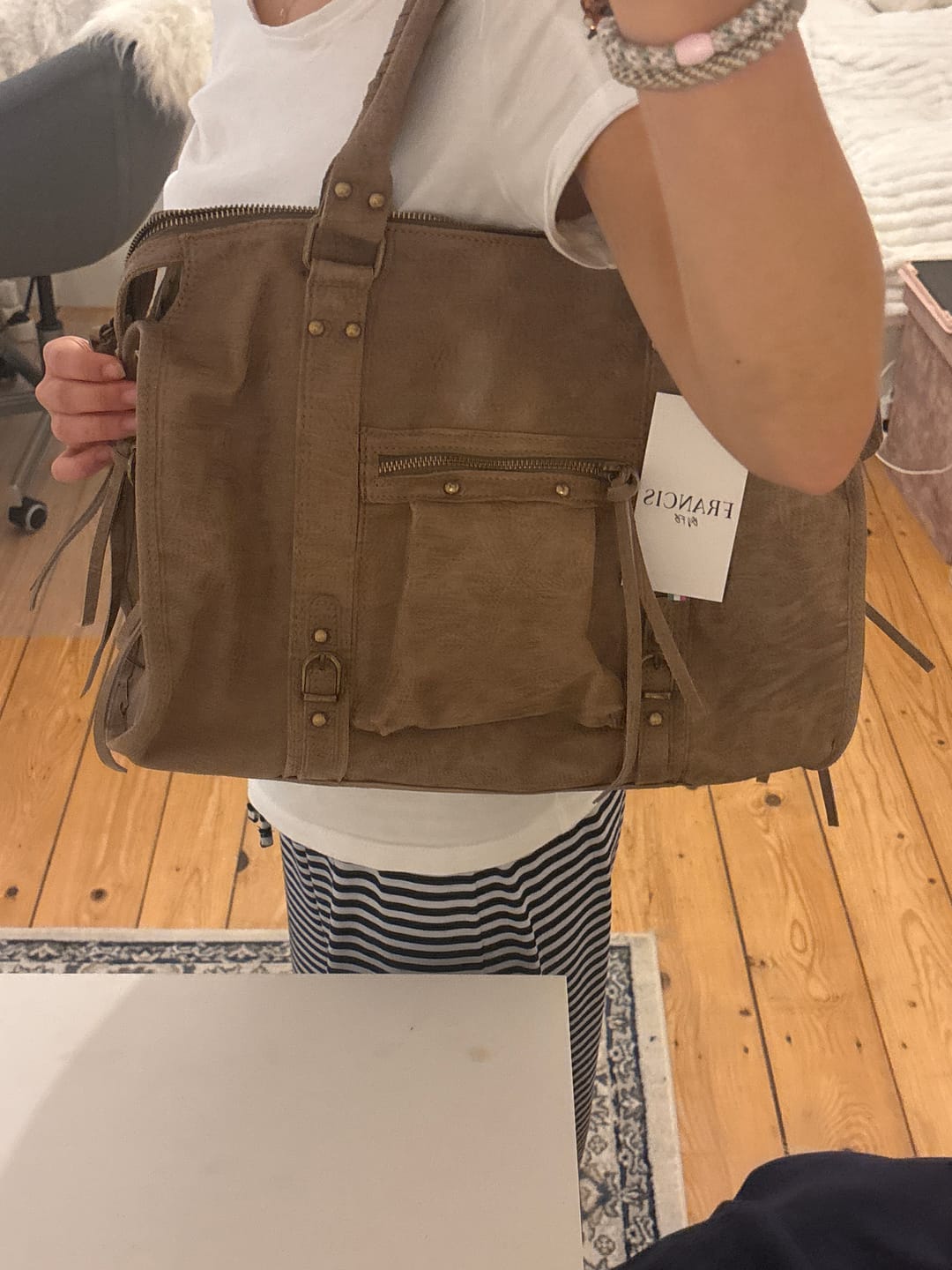 Customer photo review of It girl bag teddy brown