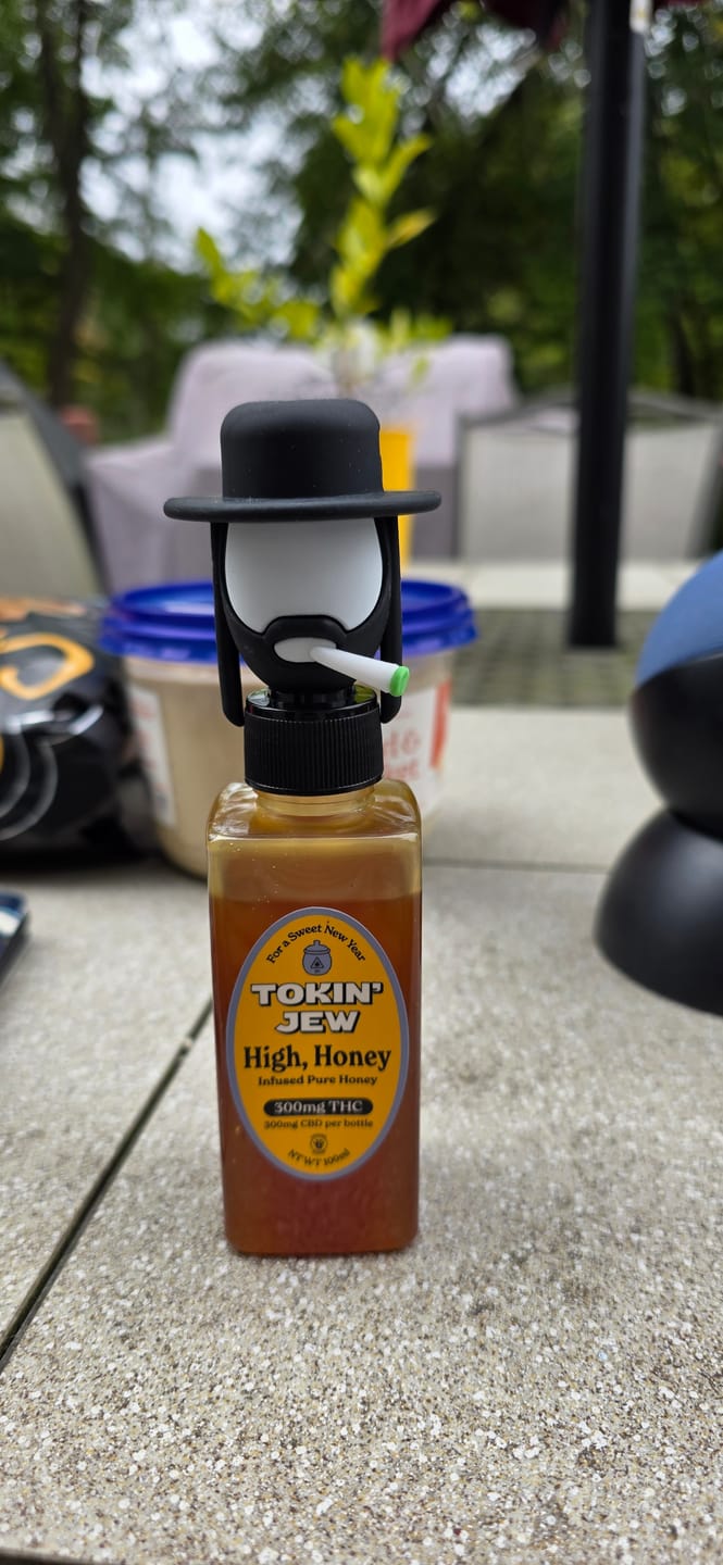 Customer photo review of High, Honey