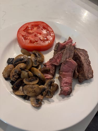 Customer photo review of Steak Sampler Box 🥩