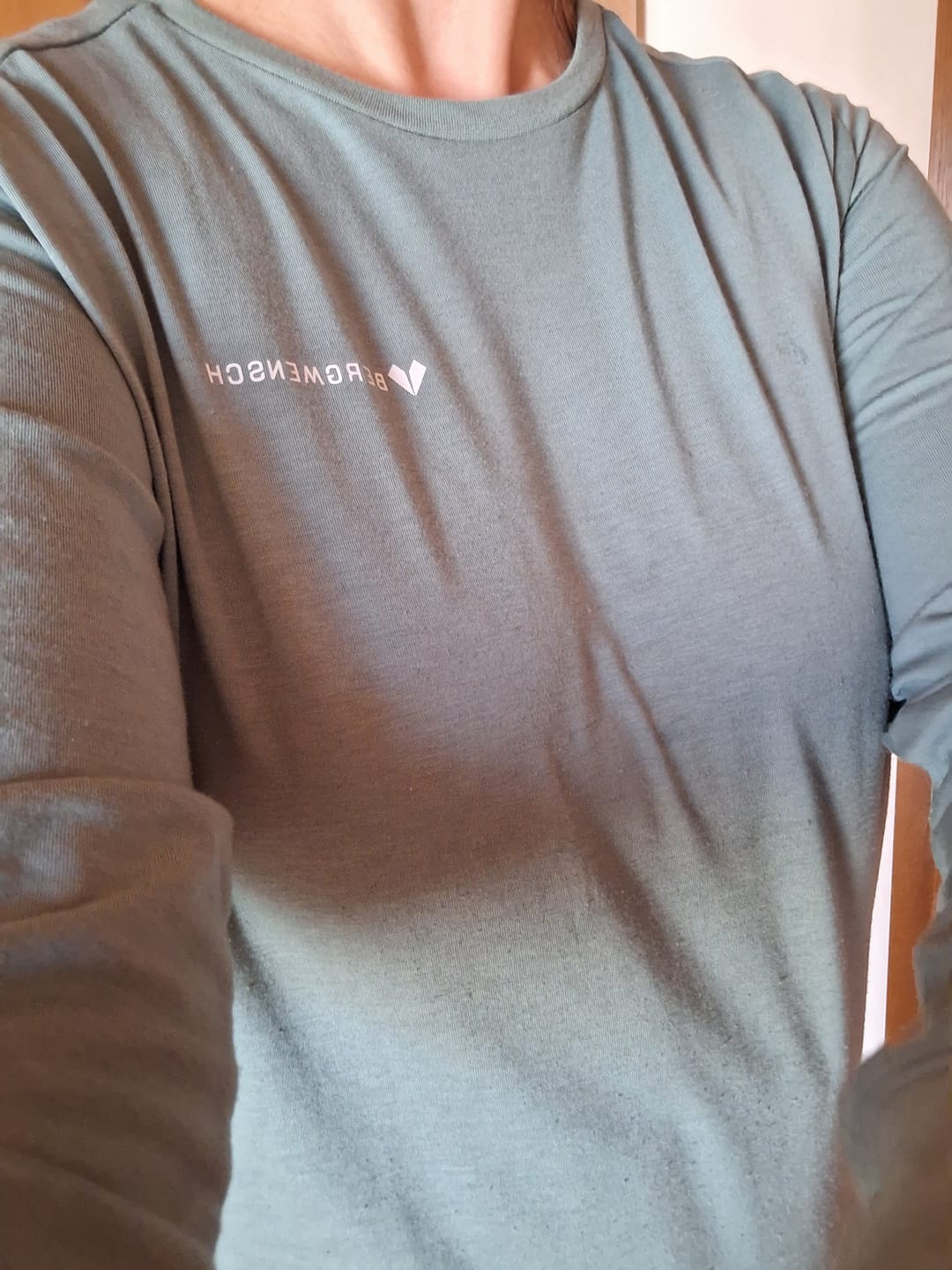 Customer photo review of Logo Basic - Damen Drirelease® ECO Longsleeve