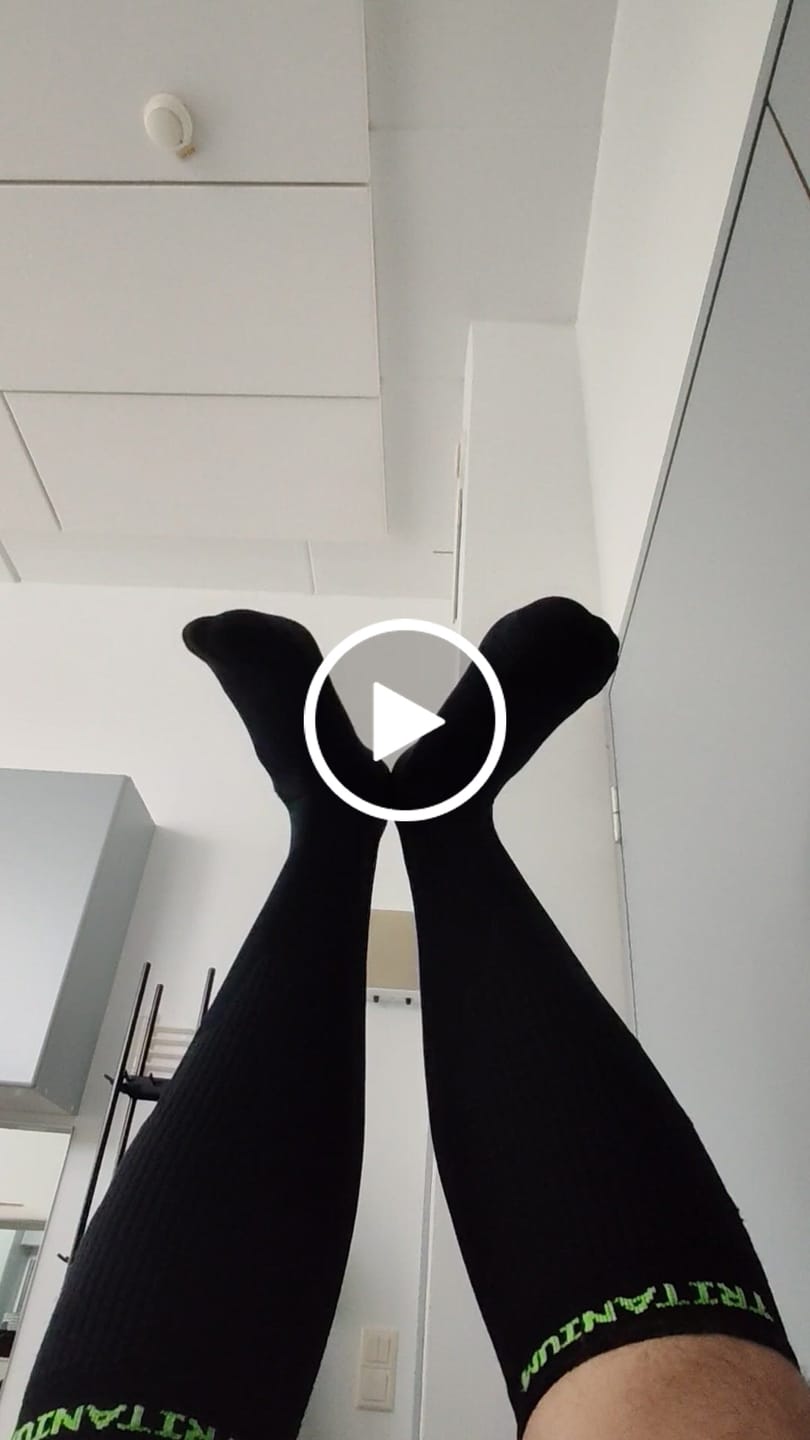 Customer video review of eXtend High – Kompressiosukat – Musta / Lime
