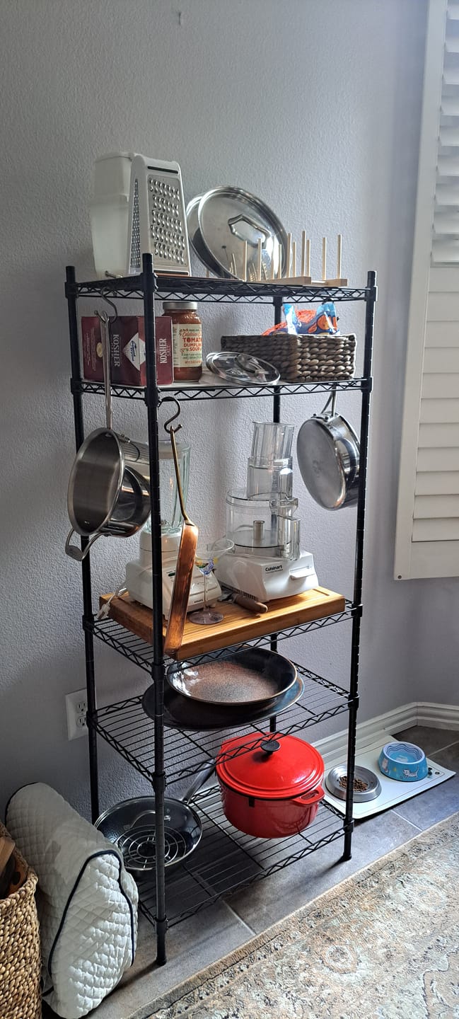 Customer photo review of REIBII 24"W Wire Shelving Units,5-Tier Adjusatble, 850lbs Metal Wire Shelf for Kitchen Pantry Basement