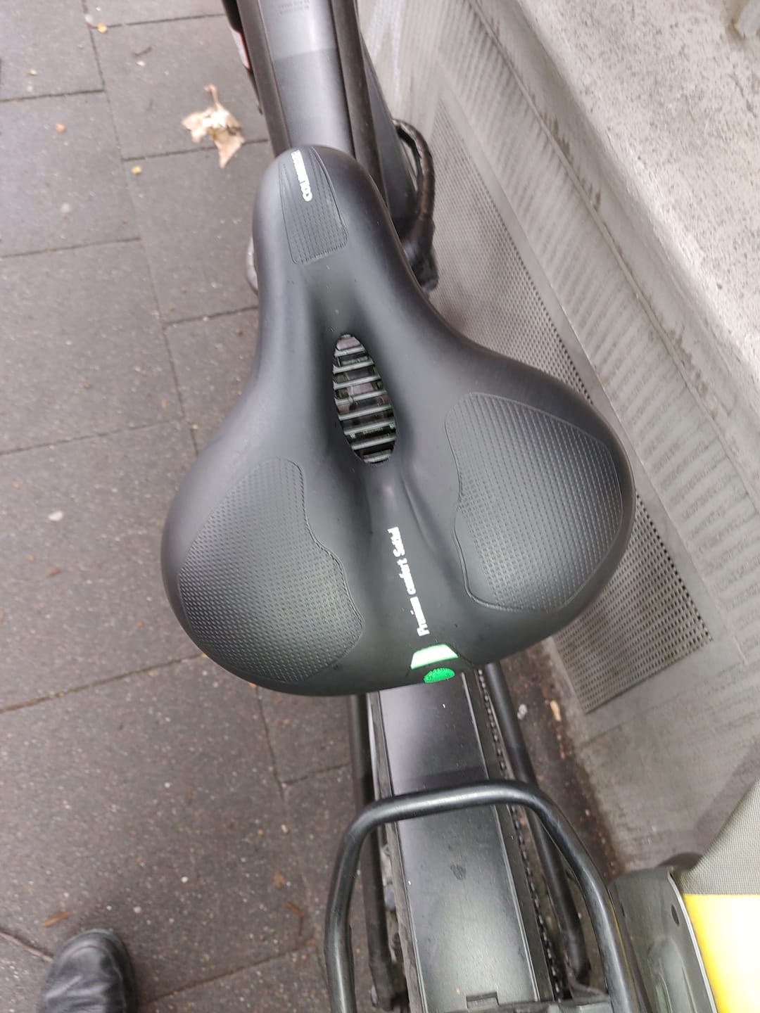 Customer photo review of Premium Comfort Sattel