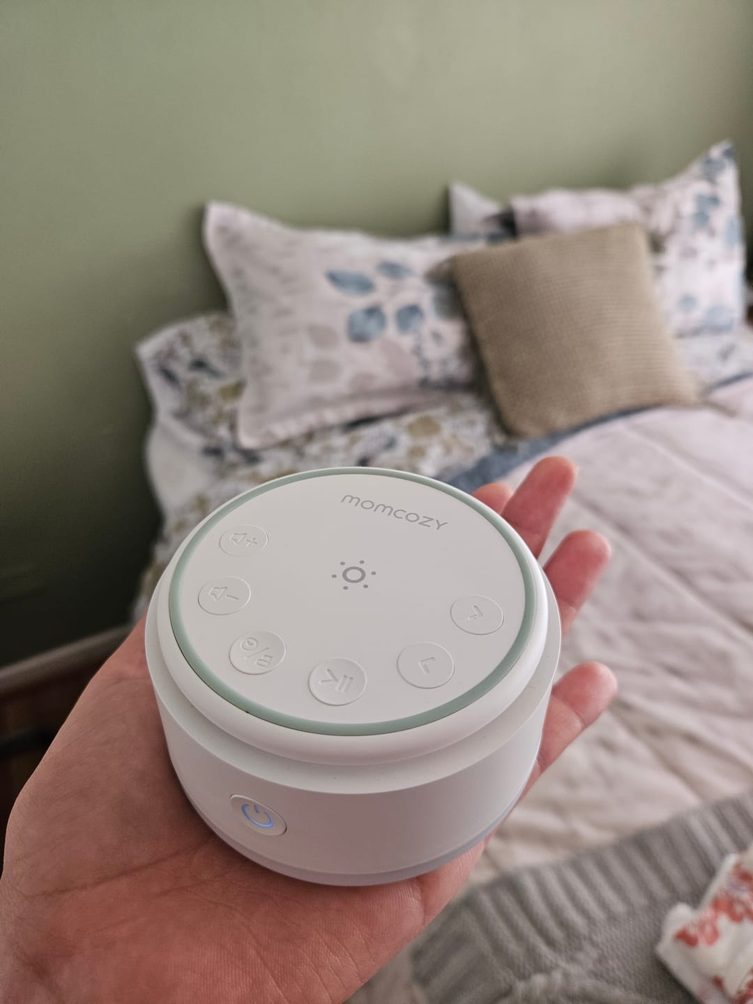 Customer photo review of Maquina de Ruido blanco Portátil Momcozy