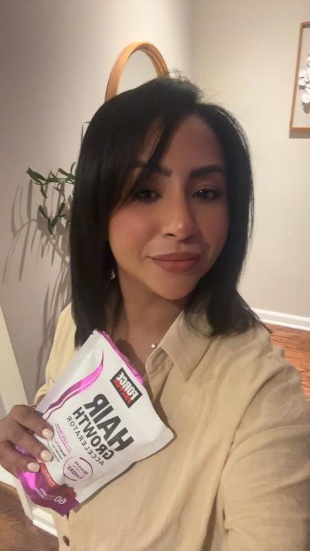 Customer photo review of Hair Growth Gummies