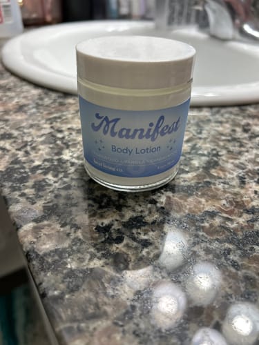 Customer photo review of Manifest Body Lotion