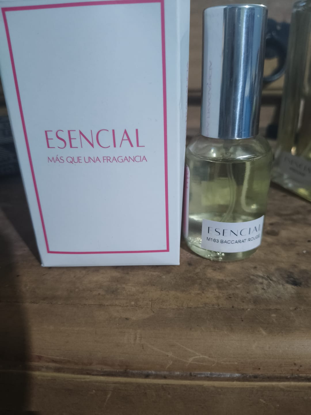 Customer photo review of M163 Inspirado en: Baccarat Rouge 540 - Maison Francis Kurkdjian