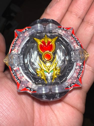 Customer photo review of TAKARA TOMY Greatest Raphael / Glory Regnar .Ov.HXt+' Burst DB Beyblade B-192