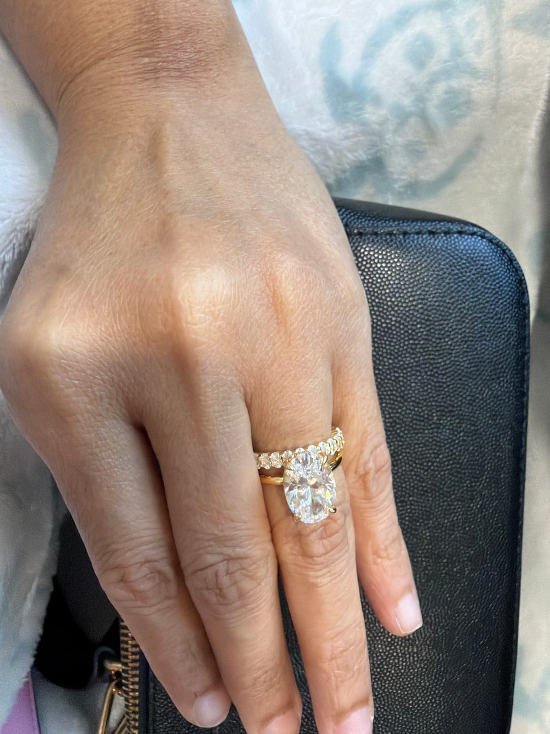 Customer photo review of S925 4.5Ct Luxury Oval Cut 2PC Wedding Ring Set In Sterling Silver Stackable Rings For Everyday Wear