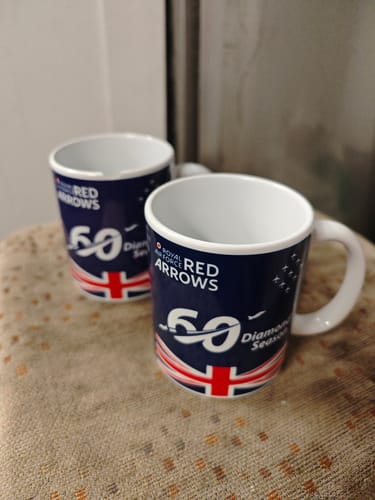 Customer photo review of Red Arrows 60 Diamond Season Blue Ceramic Mug