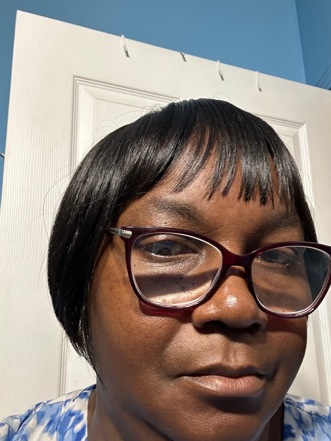 Customer photo review of Shake N Go Legacy Human Hair Blend Full Wig - DENVER