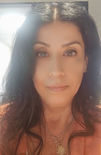 Customer photo review of Instant Dye Shampoo