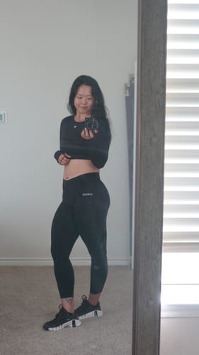 Customer photo review of Eden Leggings