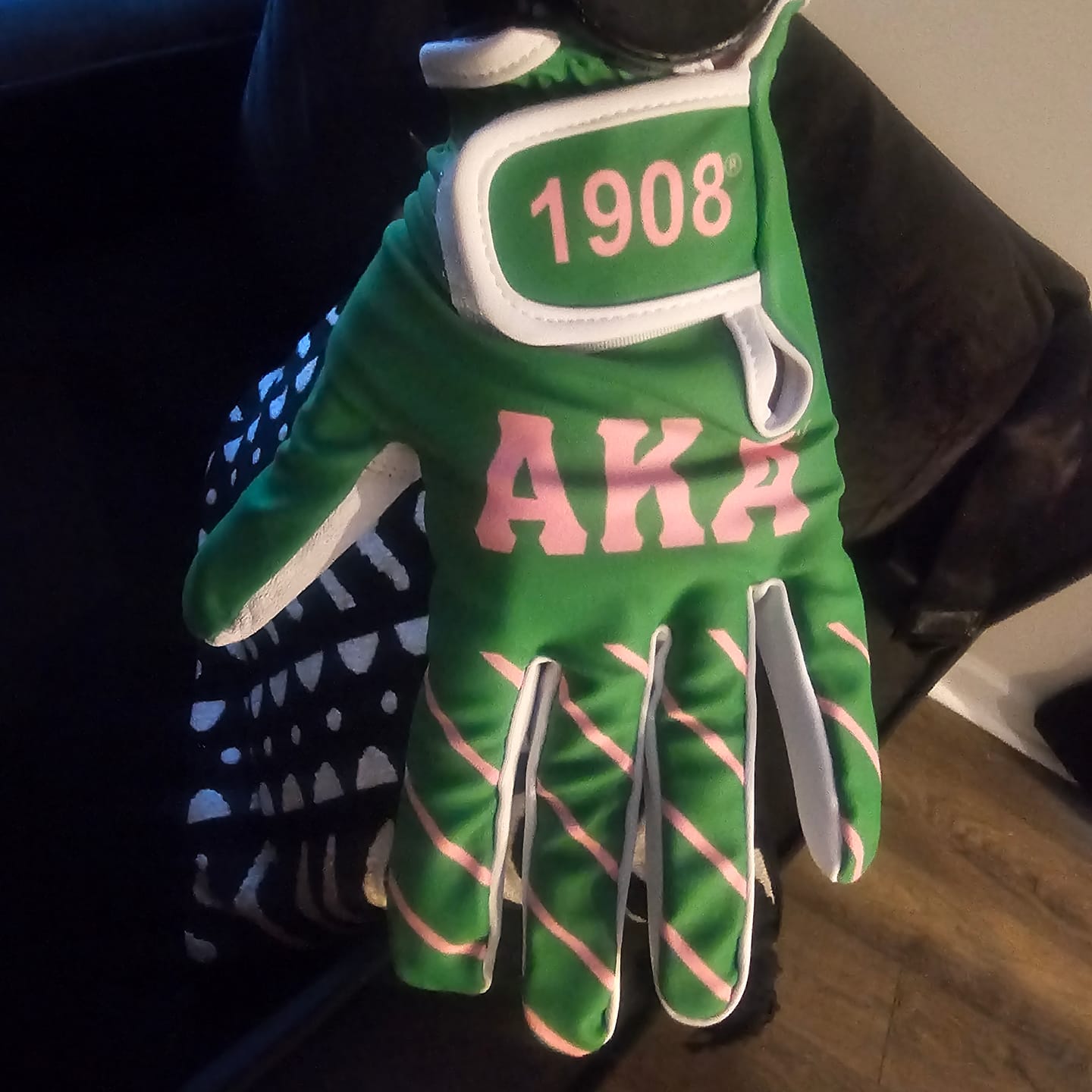 Customer photo review of AKA GOLF GLOVES