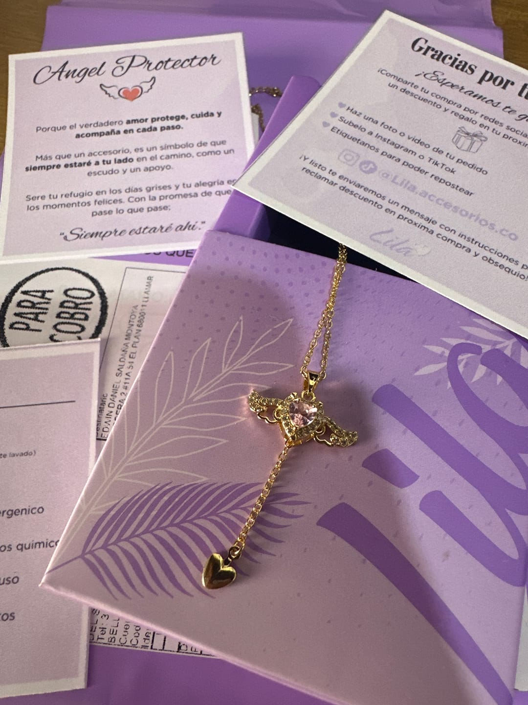 Customer photo review of 💜Collar Ángel protector 💜