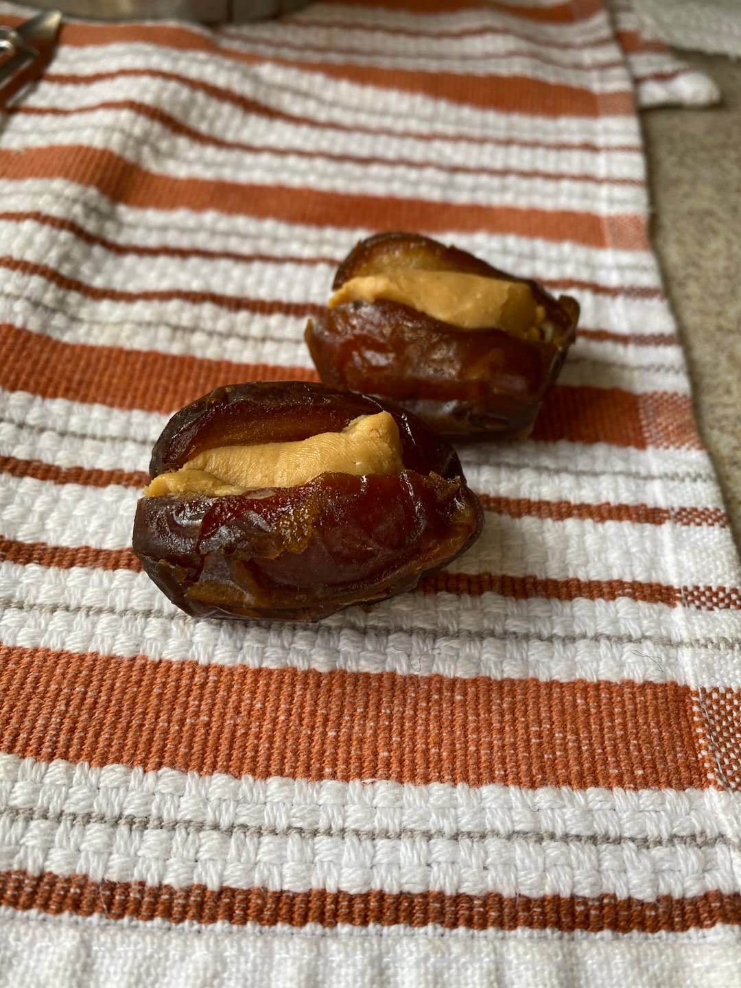Customer photo review of Organic Rutab Medjool Dates Box