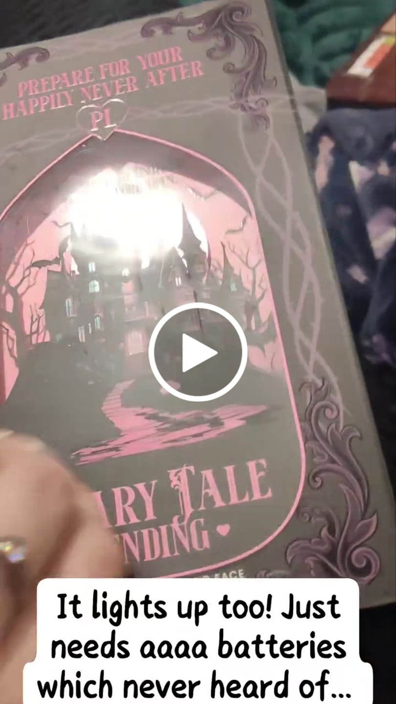 Klantvideorecensie van P.Louise Scary Tale Ending Halloween Palette